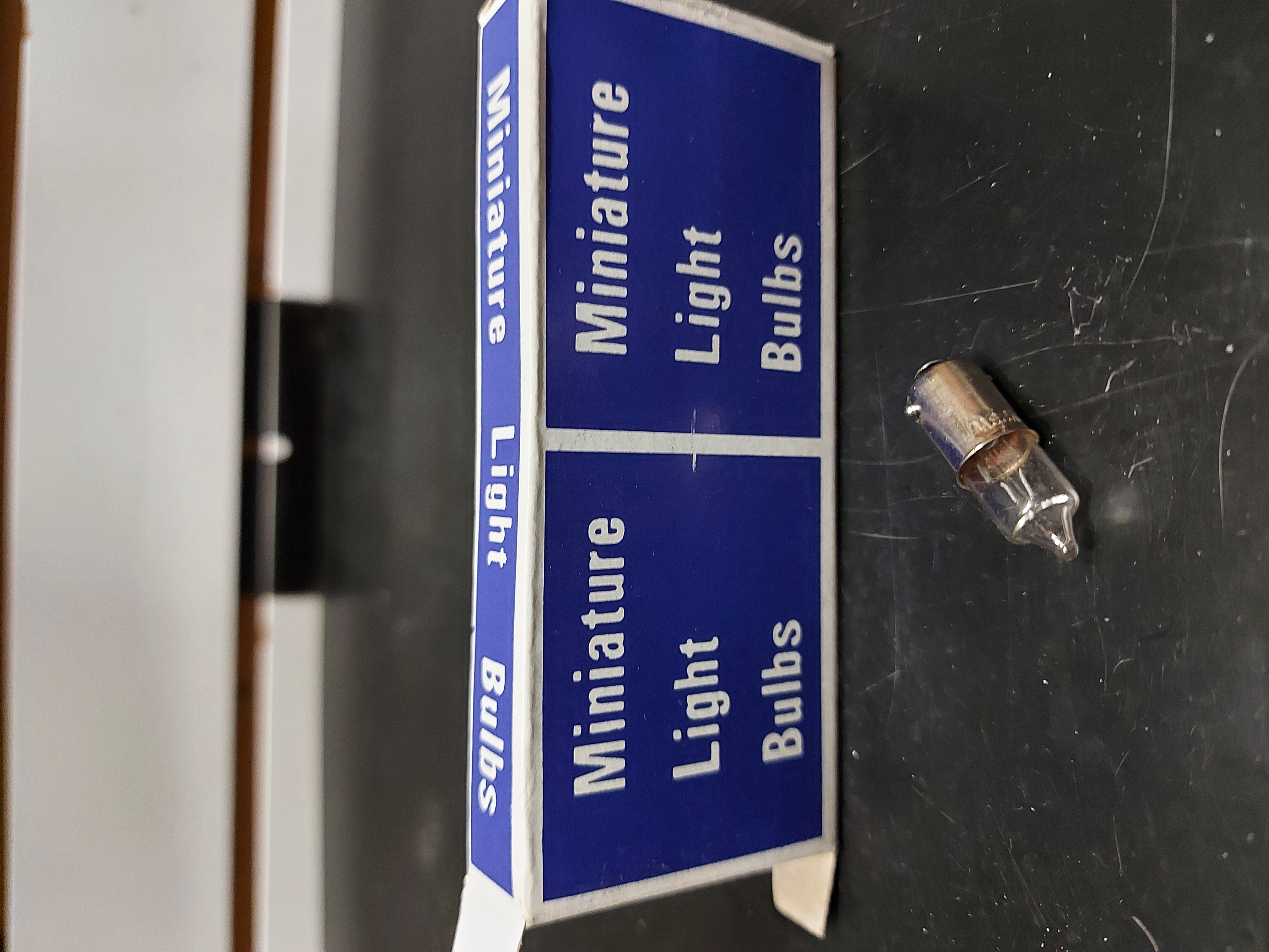 AMPOULE H23W - 12V 23W - BA9S (10X)